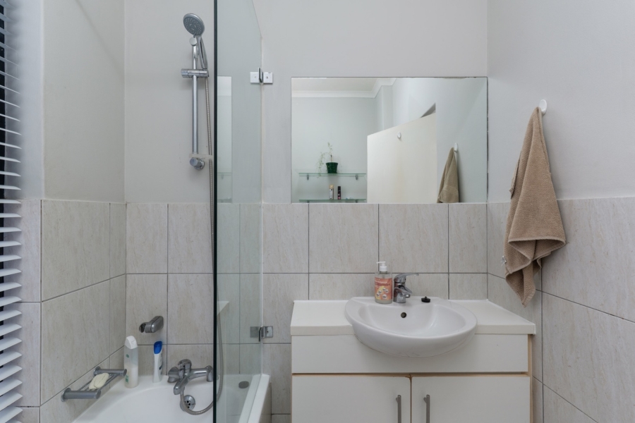 2 Bedroom Property for Sale in Cape Town City Centre Western Cape